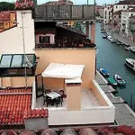 Ca' Dogaressa Hotel
