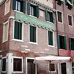 Ca' Dogaressa 3* Venice