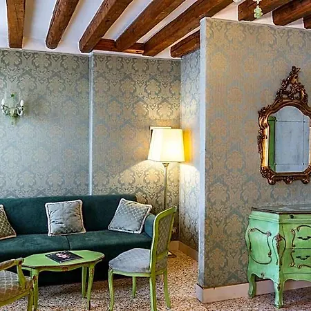 Ca' Dogaressa Hotel 3*