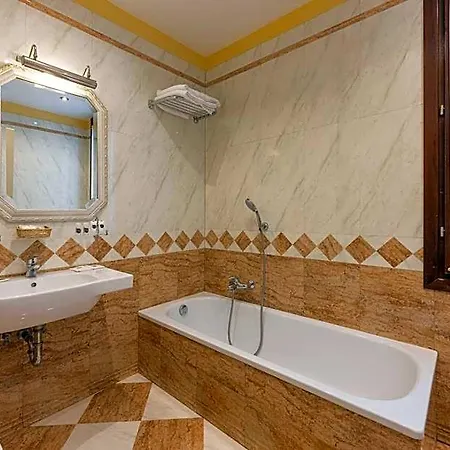 Ca' Dogaressa 3*