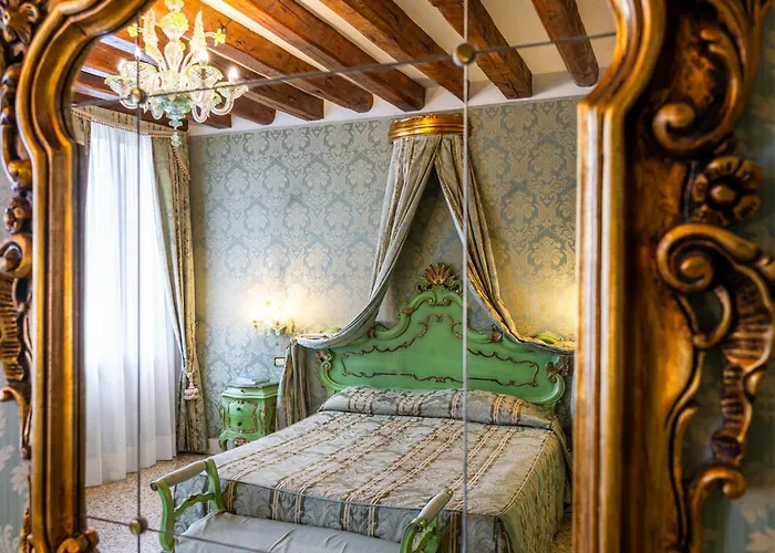 Ca' Dogaressa 3* Venice